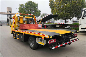 阿里道路救援拖车报价